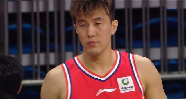 kaiyun-郭艾伦伤退，山东男篮爆冷不敌广州，克里斯22+16 被徐昕连续大帽