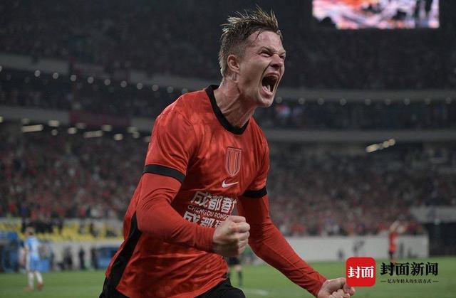 开云-八连胜！成都蓉城主场3-0轻取河南